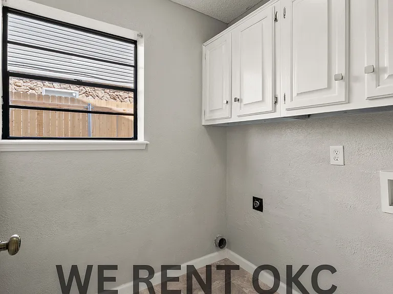 3611 Wynn Cir #1 — Photo 37