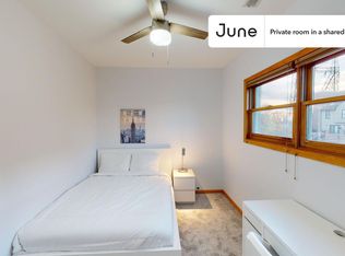 1359 W Hubbard St #B, Chicago, IL