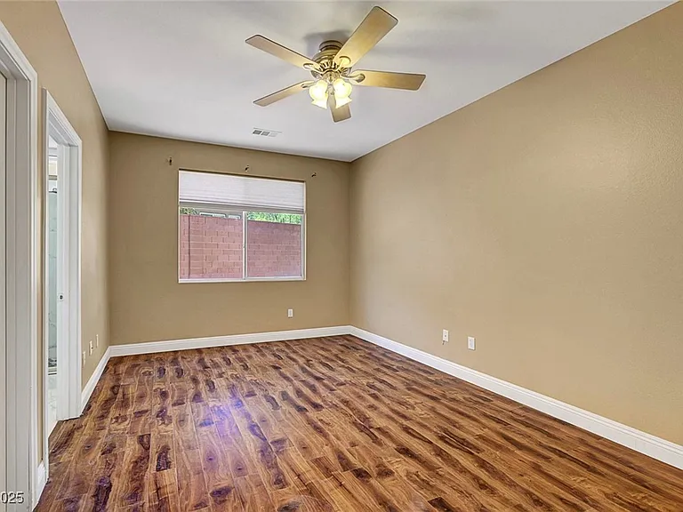 229 N Buteo Woods Ln — Photo 36
