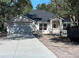 10364 N Coco Plumosa Dr, Crystal River, FL 34428