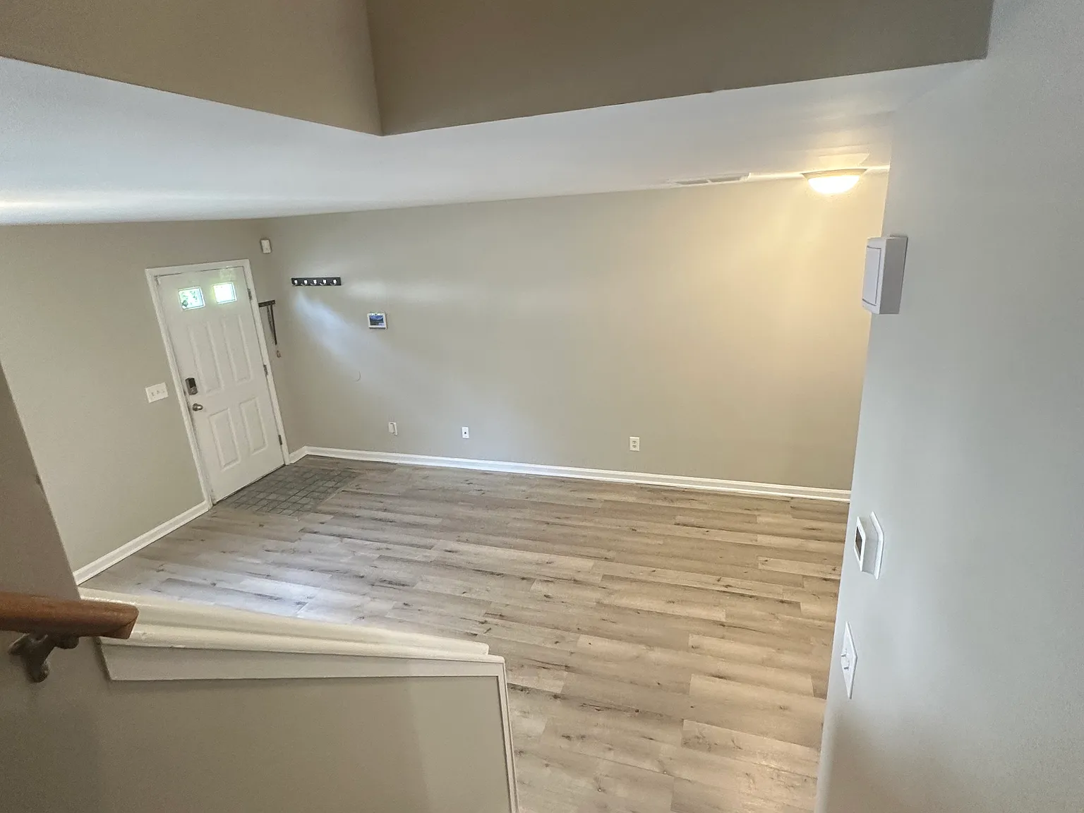 3 bed, 1280 sqft, $1,850 — Photo 2