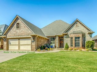 15613 Wood Creek Ln, Edmond, OK 73013