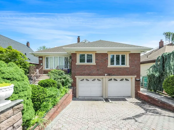 699 Elm Ave, Ridgefield, NJ 07657