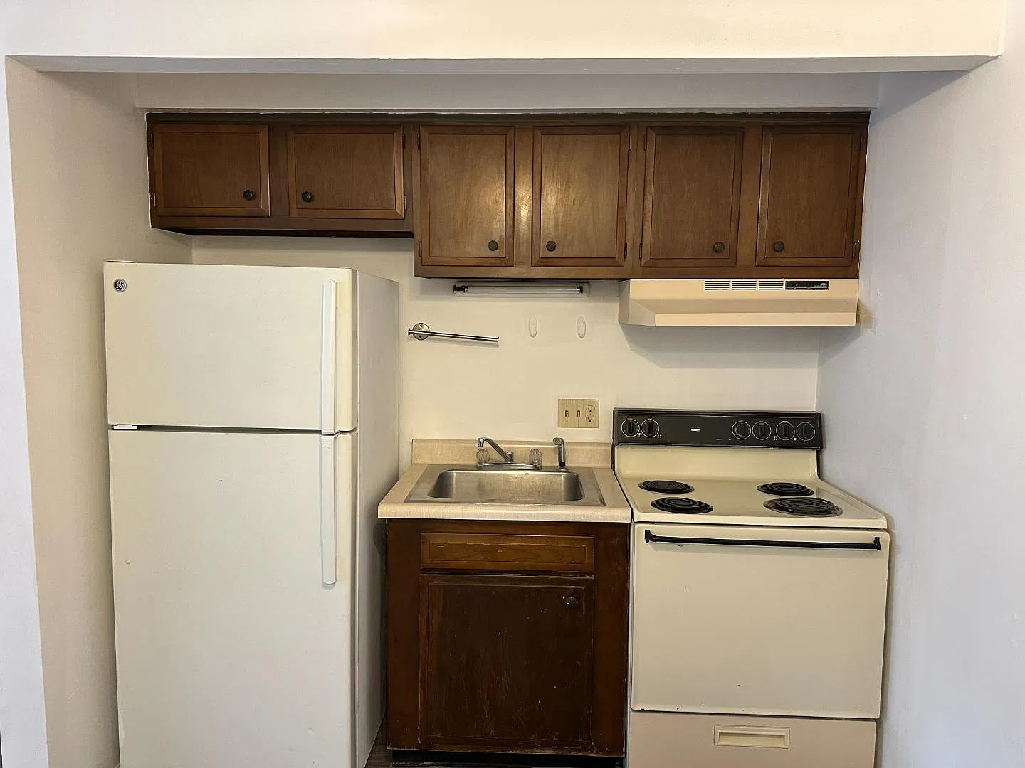 325 W. High St - 9 — Photo 3