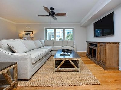 3rd image of 757 Scenic Gulf Dr #B