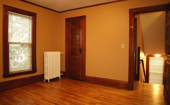 4th image of 3450 Penn Ave N