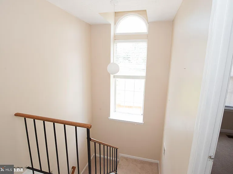 6128 Hoskins Hollow Cir #B — Photo 19