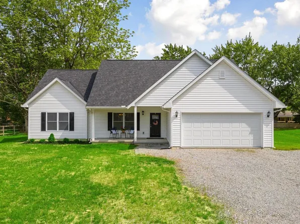 5537 Maple Grove Ave, Blanchester, OH 45107