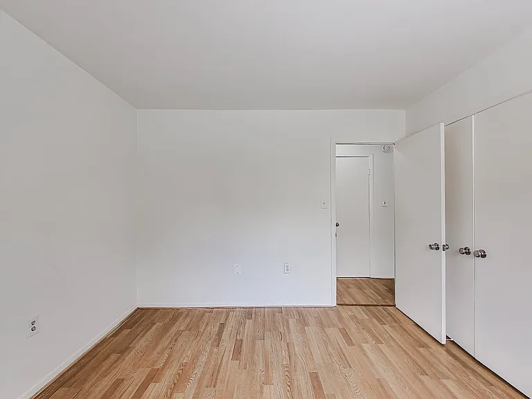 12307 Braxfield Ct #413 — Photo 14