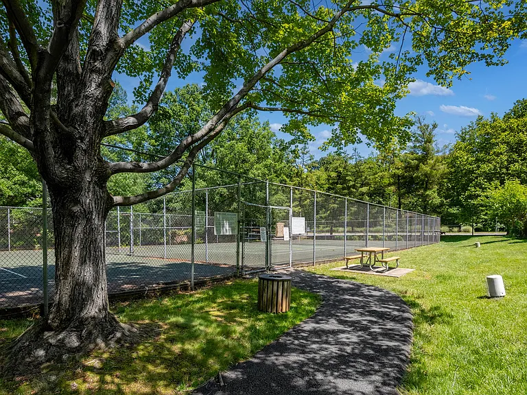7760 New Providence Dr #2 — Photo 32