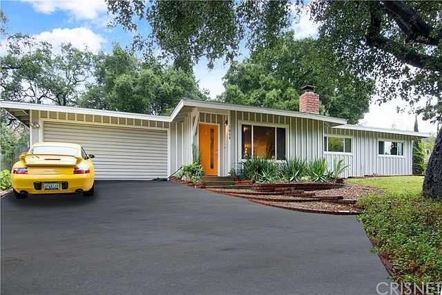 1st image of 1060 Hollygrove Ln
