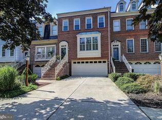9936 Foxborough Cir, Rockville, MD 20850
