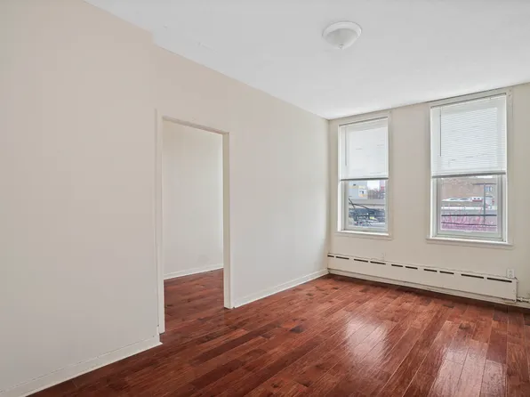 6 Lombardy Street image 10 of 48