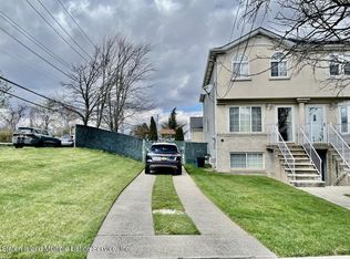 167 Sharrotts Rd, Staten Island, NY 10309
