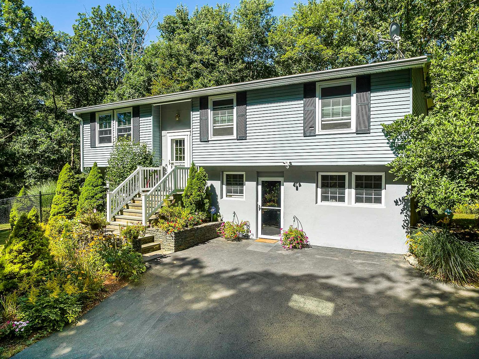 79 Wendy Dr, Poughquag, NY 12570 Zillow