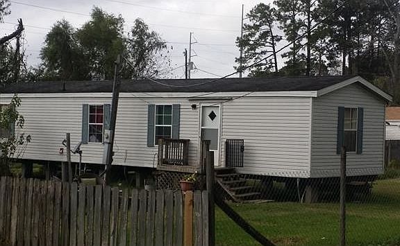 5th image of 93 Kathy Dr