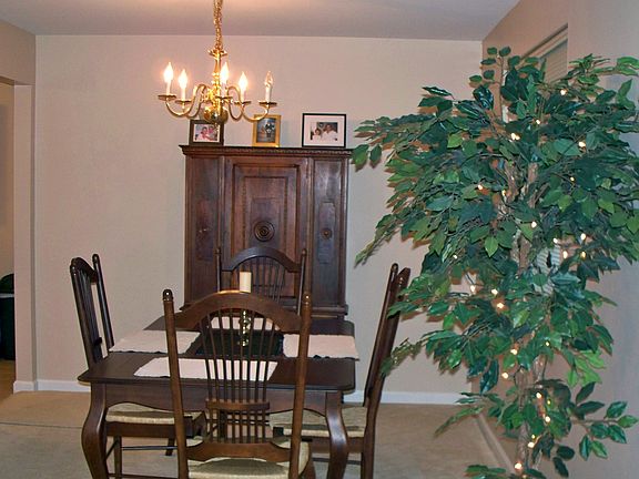 3rd image of 4480 Mayhew Ave APT 1