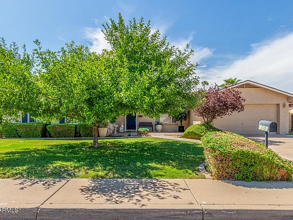 3rd image of 17402 N 39TH Avenue