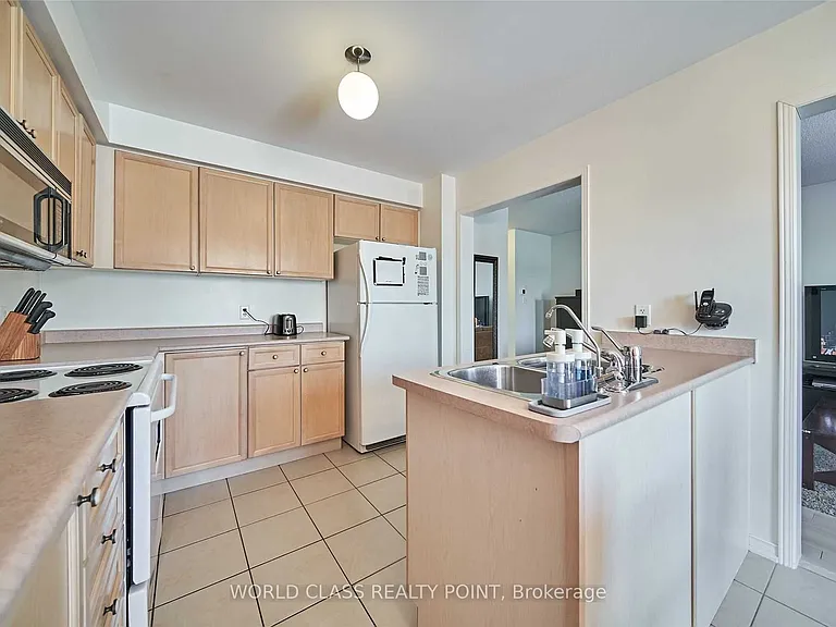 38 Tansley Cres — Photo 9