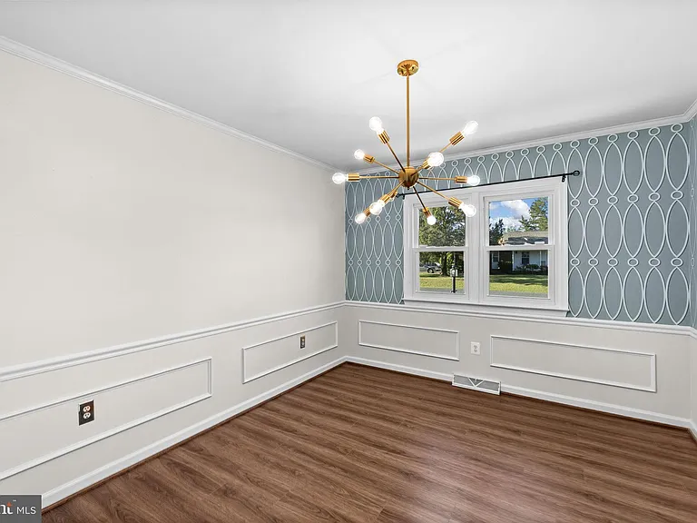 308 Butternut Dr — Photo 10