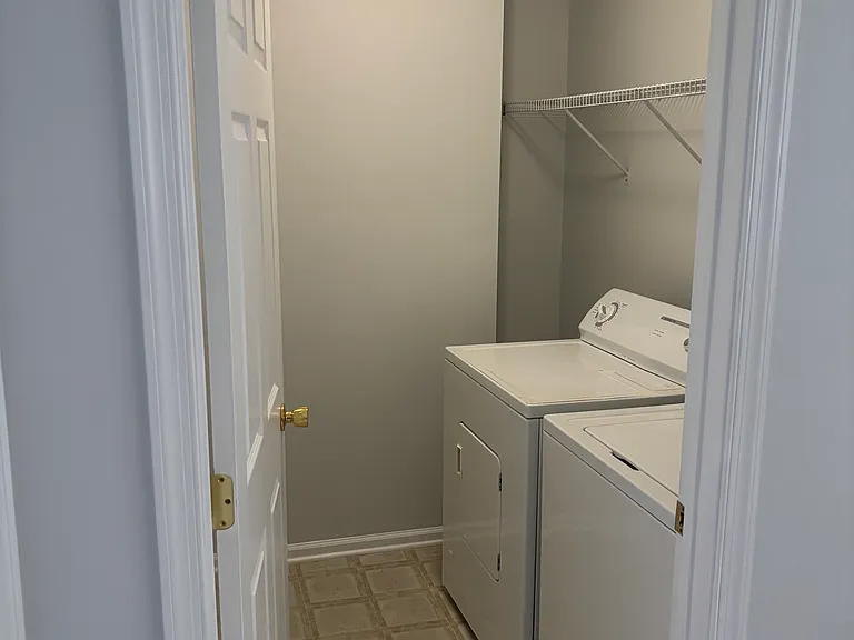 173 Westbrook Dr — Photo 5