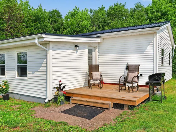 212 Toronto Rd, Grenville Parish, PE C0A 1N0