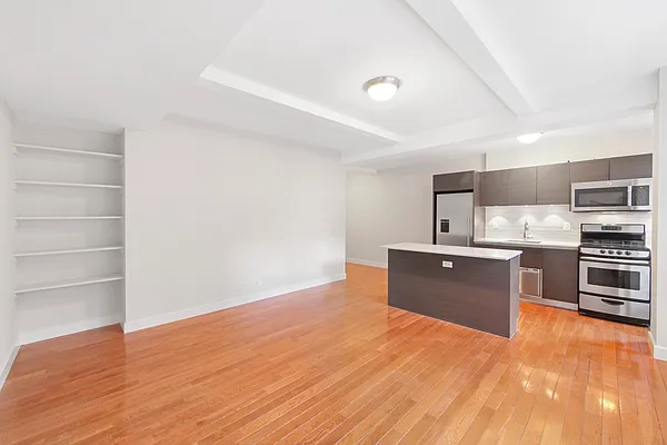 Rented by Stonehenge NYC LLC | media 3