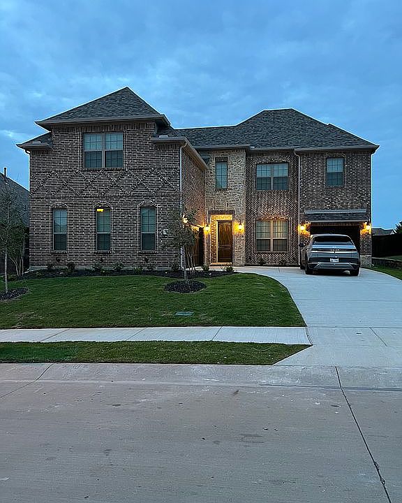 1st image of 938 Amber Knoll Dr