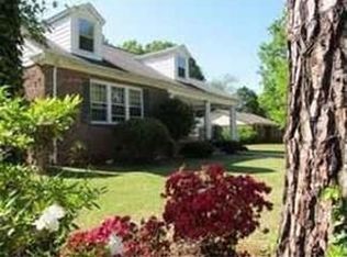 416 S Cambridge St, Ninety Six, SC 29666