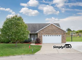 1005 9th Street Ct E, Andalusia, IL 61232