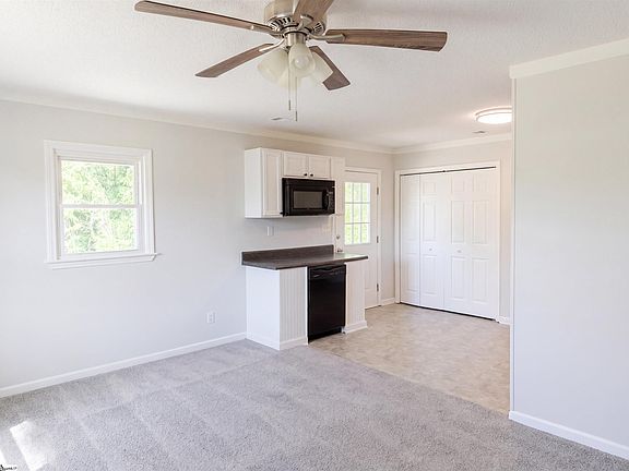3rd image of 272 Wolfe Ln