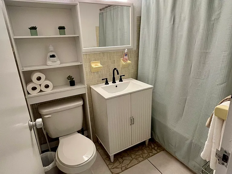 55 Sea Park Blvd #310 — Photo 7
