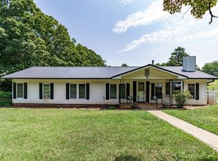 4 Deer Cove Ln, Arden, NC 28704