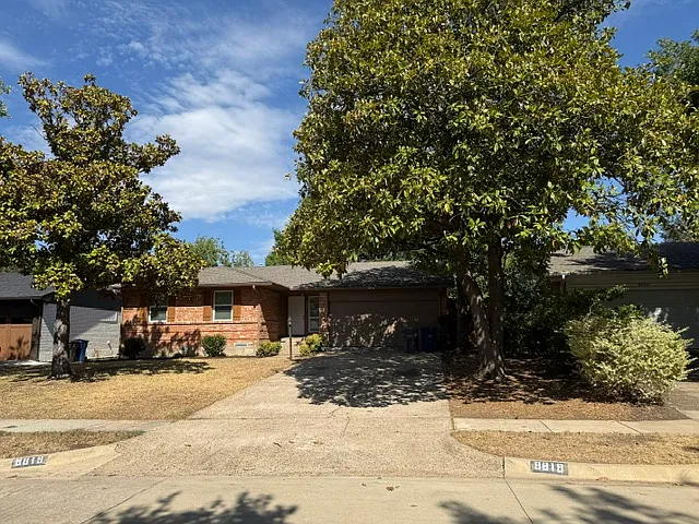 3 bed, 1172 sqft, $2,375 — Photo 3