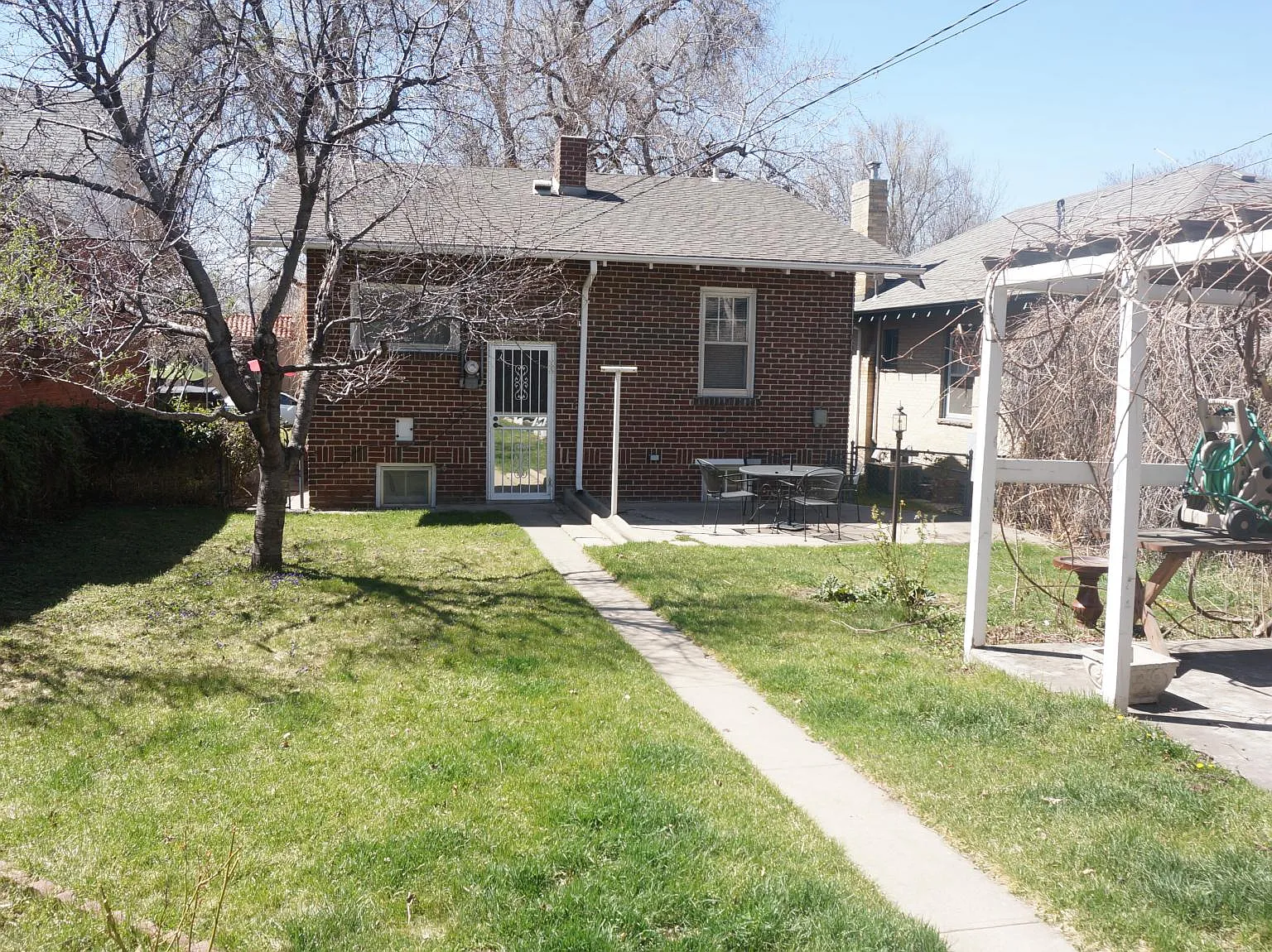 2 bed, 1854 sqft, $2,975 — Photo 2