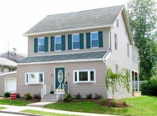 49 N Pearl St, Wernersville, PA