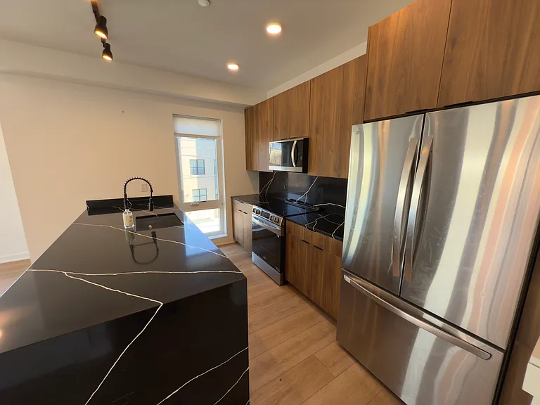 164 Richmond St #2B — Photo 5