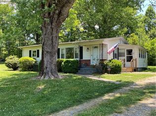 2345 Roby Martin Rd, Lenoir, NC 28645