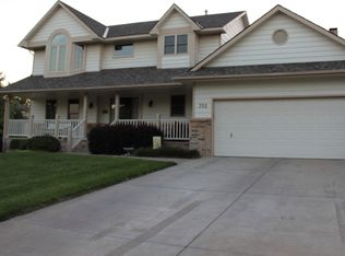 701 N Trail Dr, Mulvane, KS 67110