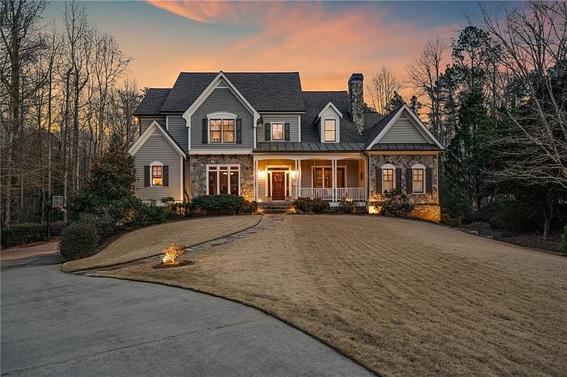 1st image of 150 Charleston Cir