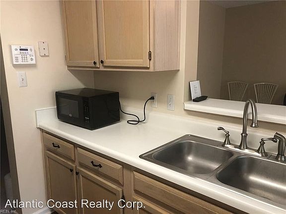 5th image of 639 Brisa Ct