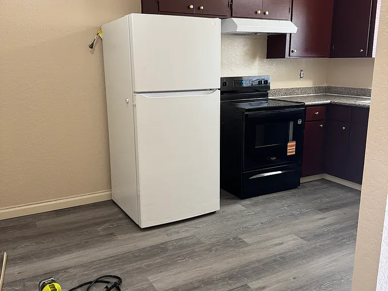 1090 Caputo Ct #3 — Photo 8