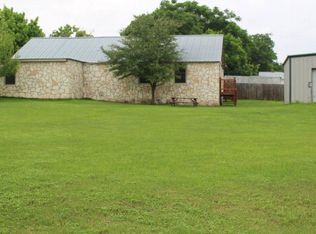 328 Mathison Dr, Kerrville, TX 78028