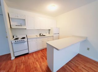 960 Hope St APT A, Stamford, CT 06907