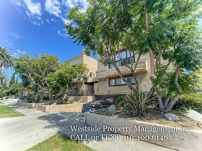3710 Midvale Ave — Photo 19
