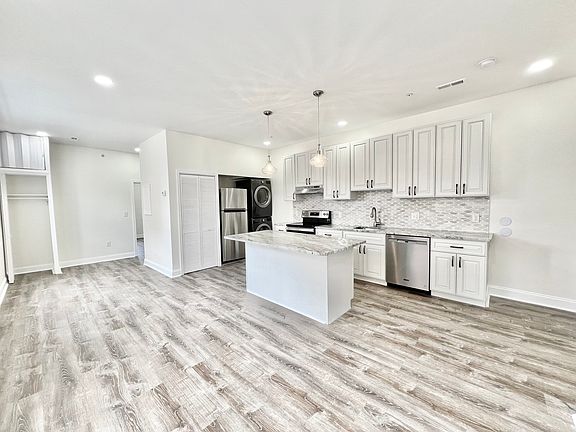 5th image of 301 South St #2A