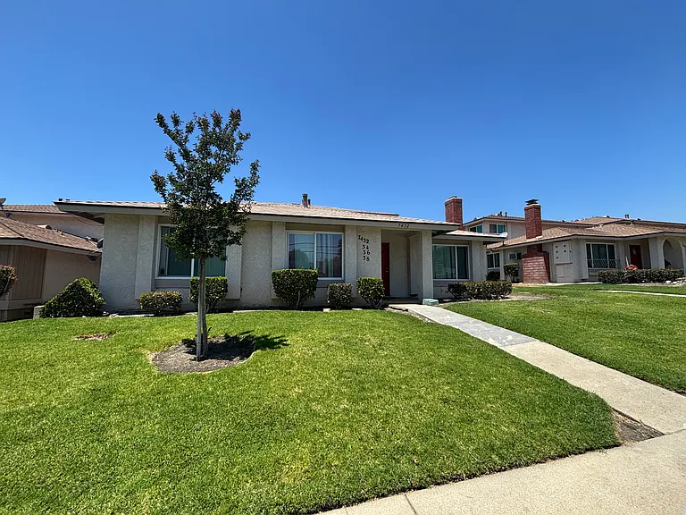 7436 Carnelian St — Photo 20