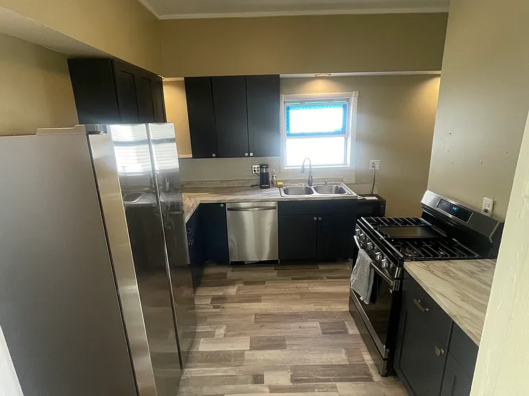 1609 McGraft St — Photo 18