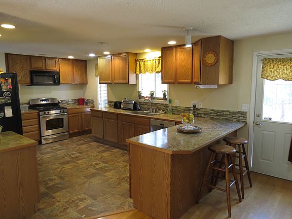 Spacious kitchen