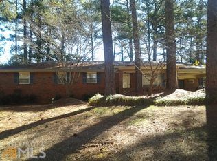 521 Mary Erna Dr, Fairburn, GA 30213